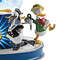 Disney snow globe ドナルドダック 60周年記念 - メルカリ