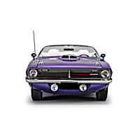 1970 Plymouth HEMI Cuda Convertible Diecast Car Featuring An