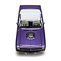 1970 Plymouth HEMI Cuda Convertible Diecast Car Featuring An