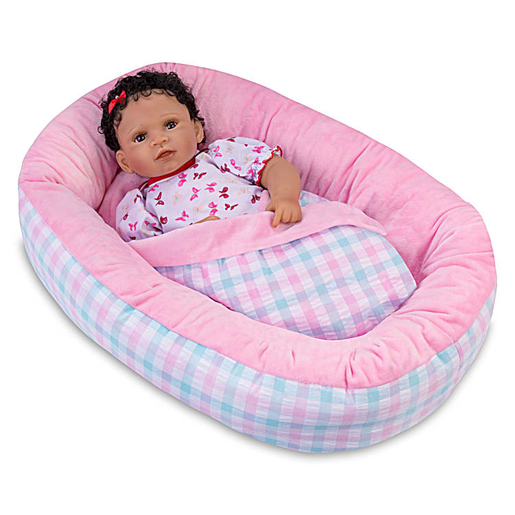 Baby hotsell bassinet blanket