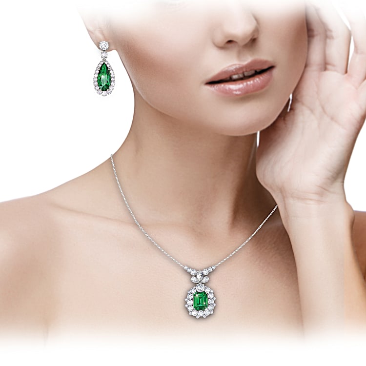 Hollywood Romance Necklace Earrings Set