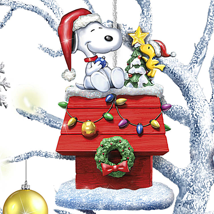 The Perfect PEANUTS Christmas Tree