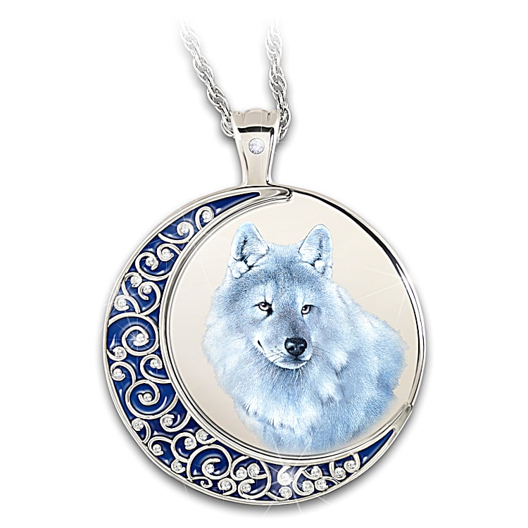 Glow in the dark wolf clearance necklace