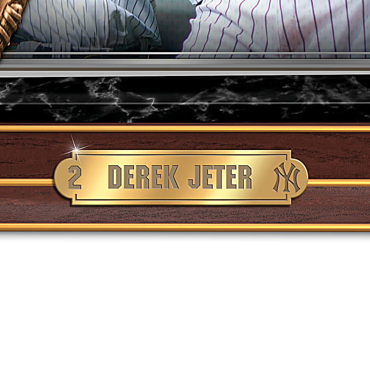 New York Yankees Derek Jeter Cold-Cast Bronze MLB Sculpture With A Banner  Of Career Highlights & A Mahogany-Finished Base