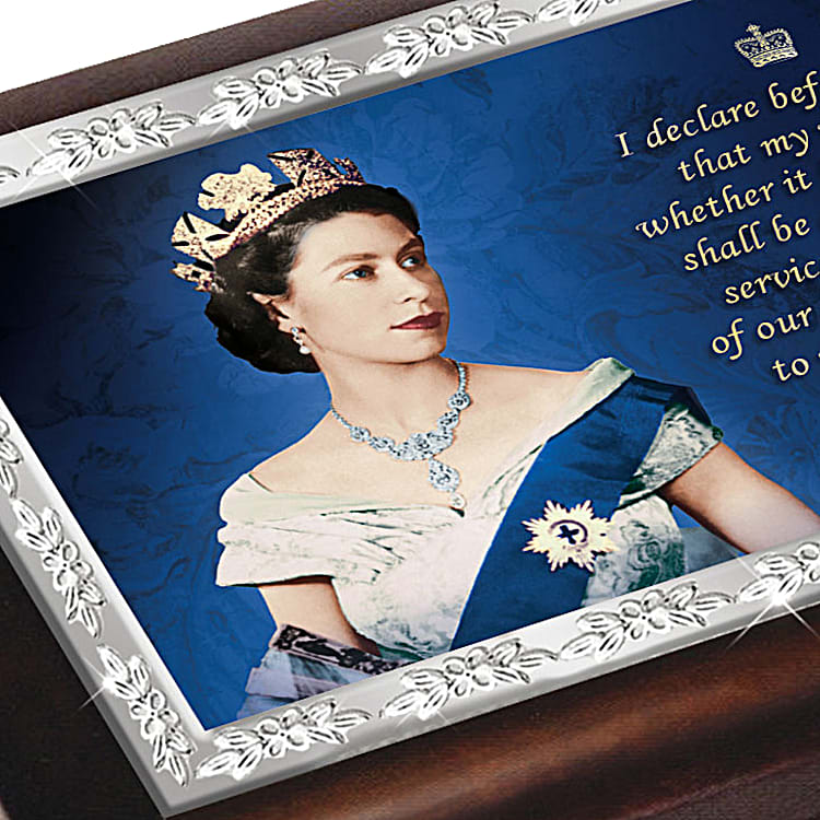 Amazon.com: In Memory Of Her Majesty Queen Elizabeth II