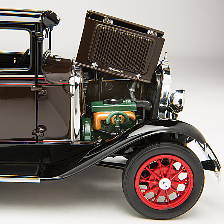★ 31 FORD MODEL A ★ 31 フォード モデルA ★ 1/18 1931 Model A Deluxe Coupe 1:18-Scale Diecast Car Featuring A