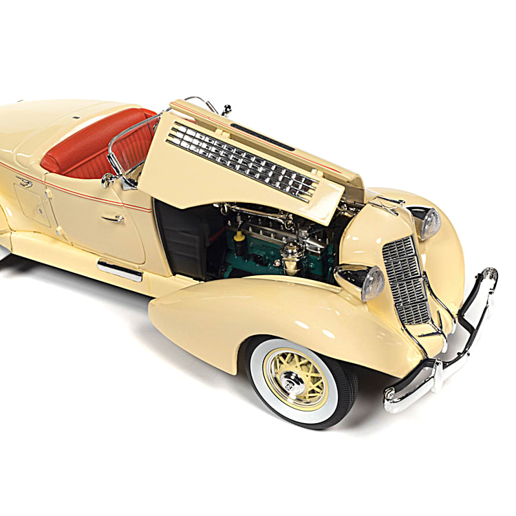 1:18-Scale 1935 Auburn 851 Diecast Car With Over 200 Parts And