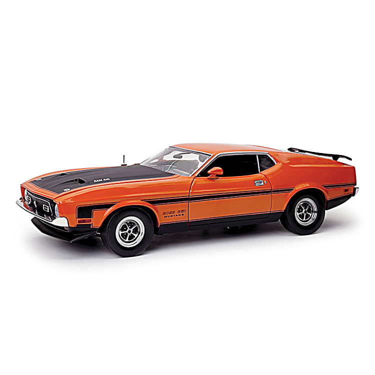 Diecast mustang 1 18 on sale scale