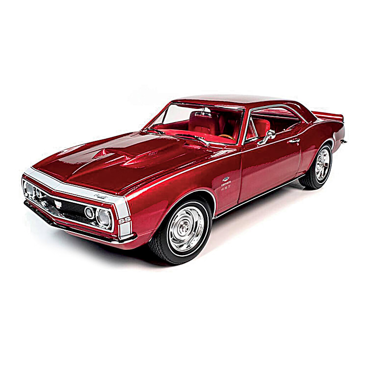 1967 Yenko Chevrolet Camaro SS 427 Ultra Red 1:18-Scale Diecast