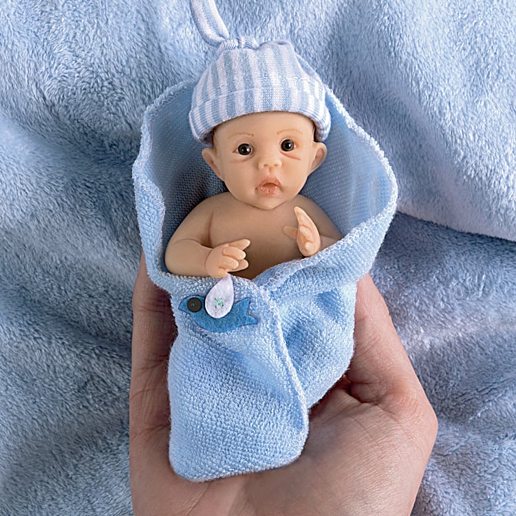 Miniature reborn dolls hotsell