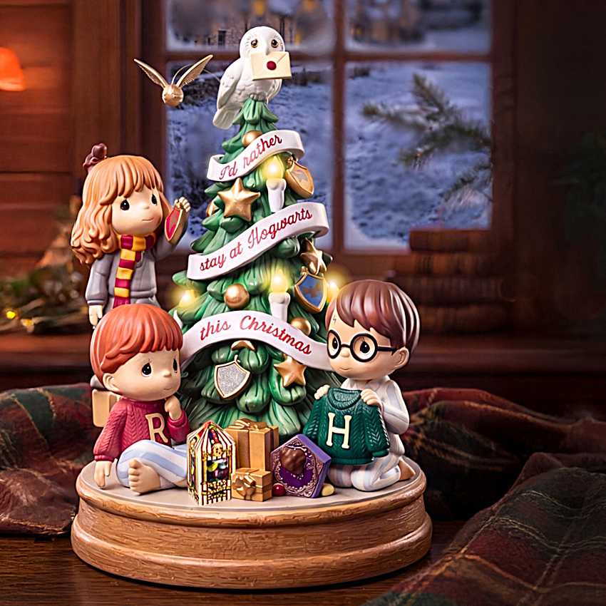 Illuminated HARRY POTTER Figurine Of HARRY, HERMIONE And RON
