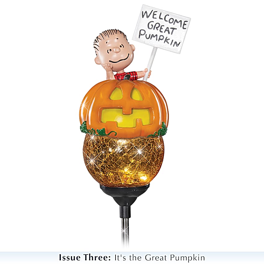 PEANUTS Illuminated Path Lights Collection With Sculpted Halloween