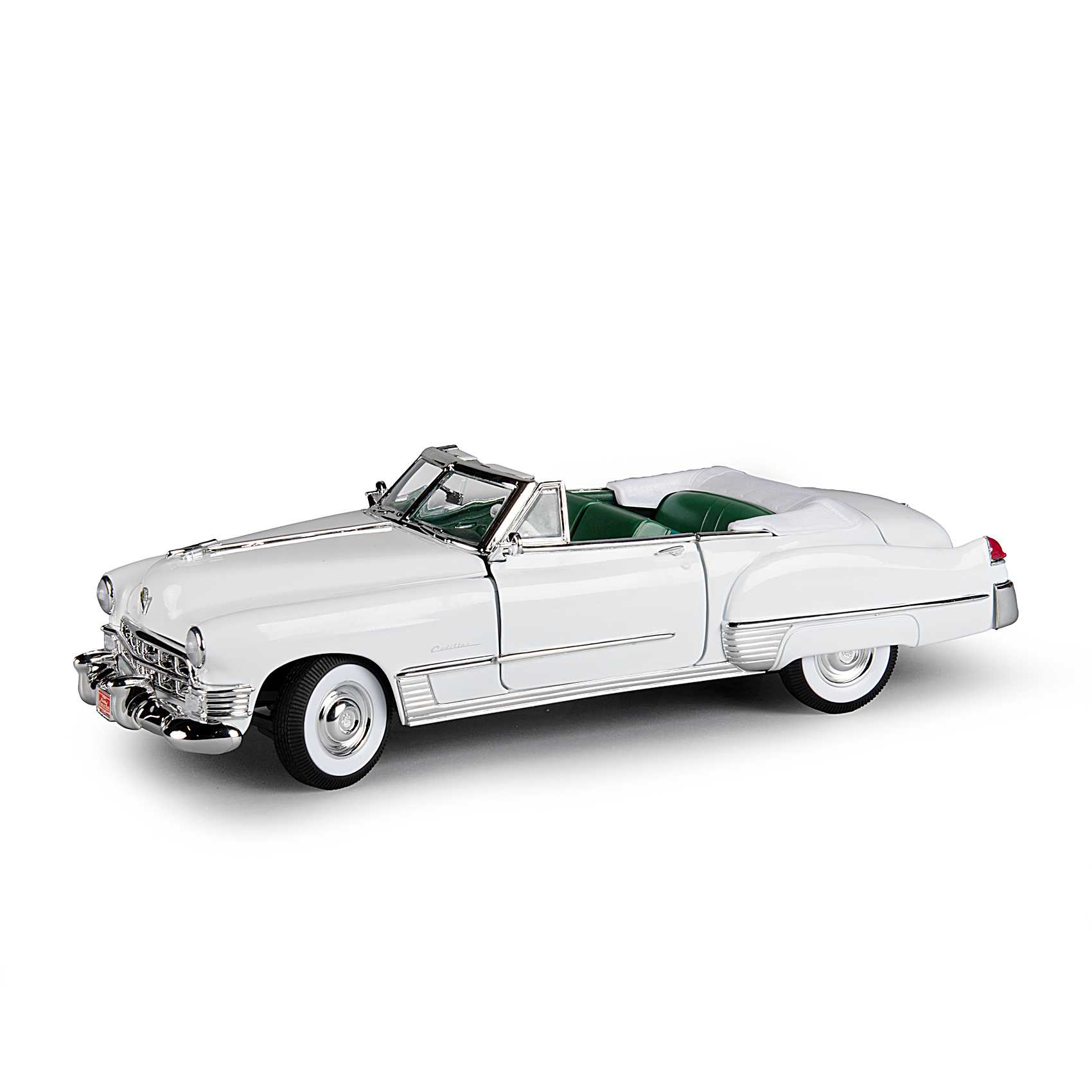 ミニカー Cadillac 1949 Coupe de Ville 1:18 0911012001?pgw=1&pgwact=1