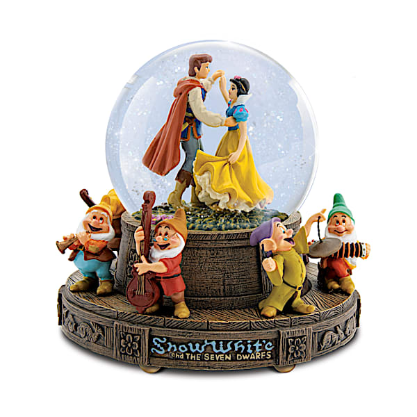 Disney Snow White And The Seven Dwarfs Musical Glitter Globe