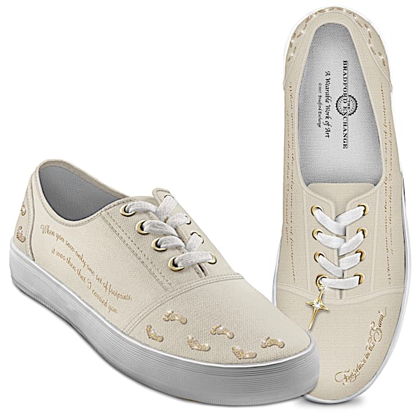 Footprints In The Sand Women's Canvas Shoes
