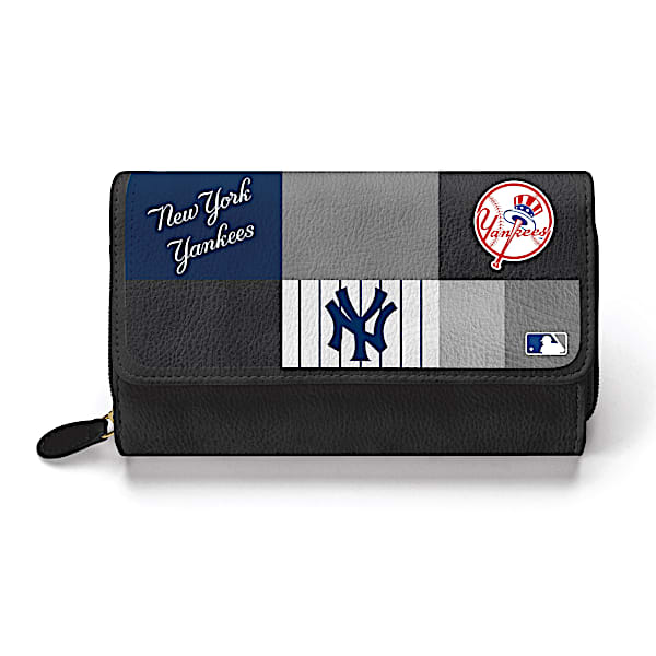 For The Love Of The Game New York Yankees Women's MLB Fashion Wallet