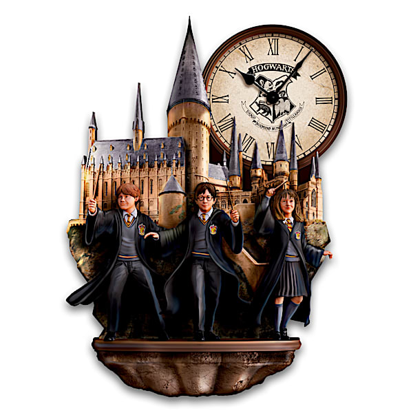 HARRY POTTER Wall Clock With Illuminating HOGWARTS Windows