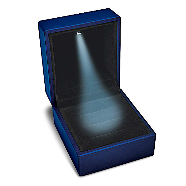 Illuminated Luxury Three-Ring Presentation Box