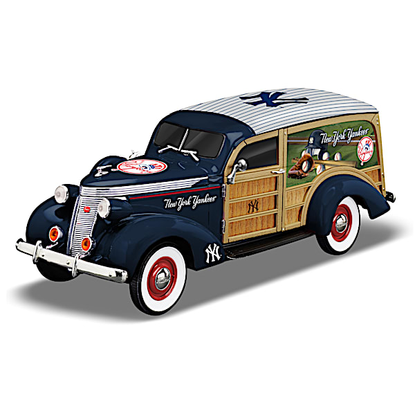 Cruising To Victory New York Yankees MLB Woody Wagon Sculpture