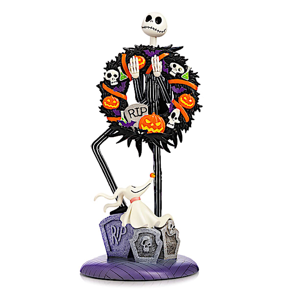 Jack Skellington Figurine With 7 Seasonal Wreaths