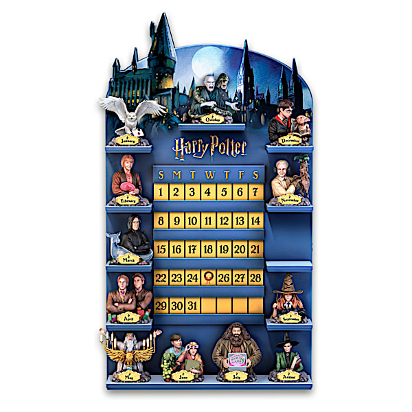 HARRY POTTER Perpetual Calendar Collection And HOGWARTS Castle Display