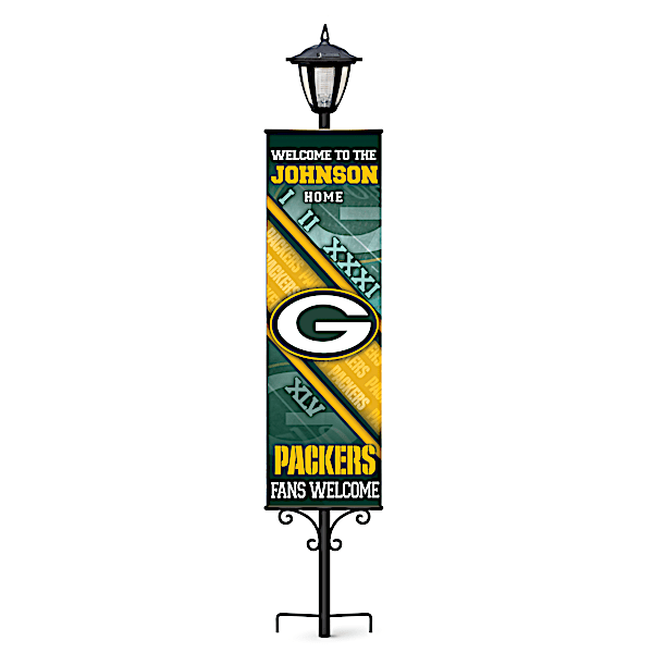 Packers Personalized Welcome Banners With Solar Lamppost