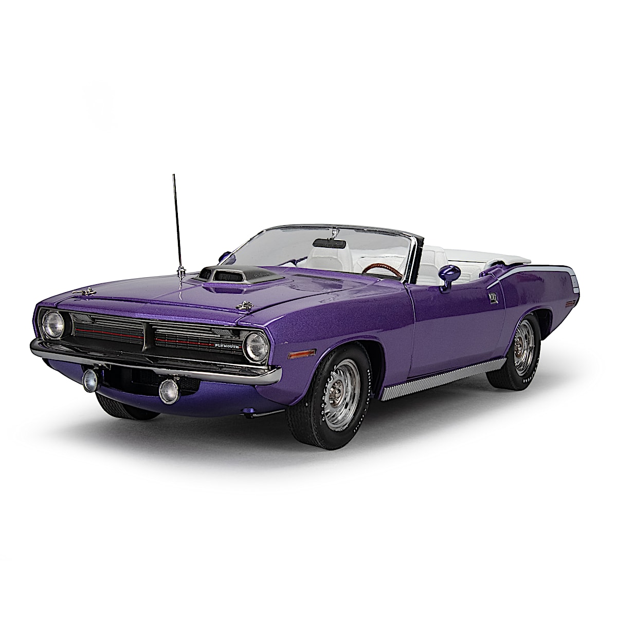 1970 Plymouth HEMI Cuda Convertible Diecast Car Featuring An 1970 Plymouth HEMI Cuda Convertible Diecast Car Featuring An