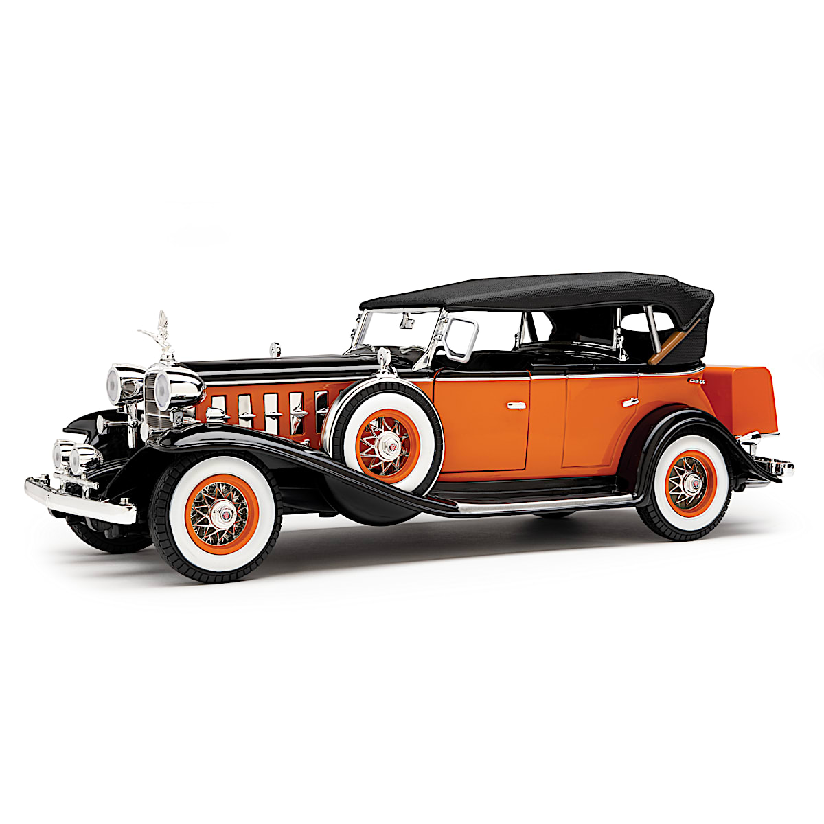 1 18 Scale Cadillac Diecast Car Collection Featuring The 32 V 16 Sport Phaeton 47 Series 62 Soft Top And The 53 El Dorado