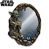 STAR WARS Glass Mirror With Sculpted Yoda