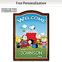 PEANUTS Indoor Welcome Sign Personalized With Family Name
