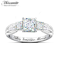 Romantic Ring With 1.5 Carats Of Moissanite Stones