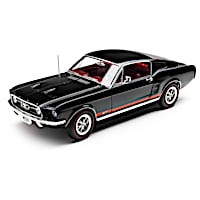 1:18-Scale 1967 Ford Mustang GT Diecast Car
