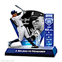 New York Yankees Derek Jeter Cold-Cast Bronze MLB Sculpture With A Banner  Of Career Highlights & A Mahogany-Finished Base