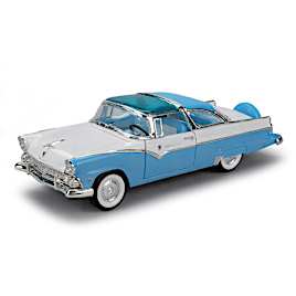 1:18-Scale 1955 Ford Fairlane Crown Victoria Diecast Car