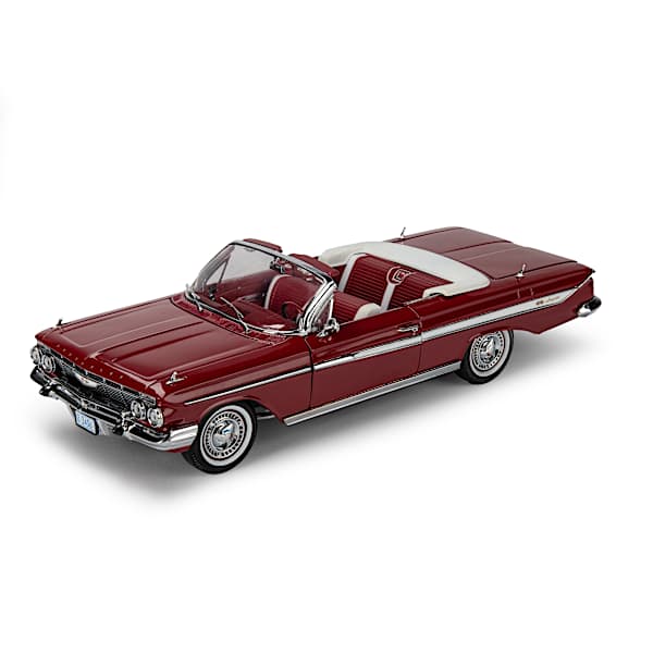 1961 Chevy Impala SS 409 Convertible 1:18-Scale Diecast Car